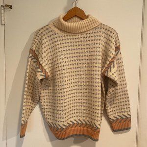 70% wool cream knit turtleneck sweater